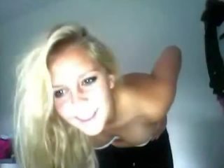 Teen Blonde mov perky Body Webcam